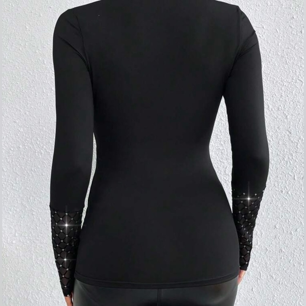 Mesh Insert Long Sleeve Top! - Picture 3 of 10